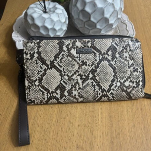 Doca wallet like new with snake skin pattern, beige and brown