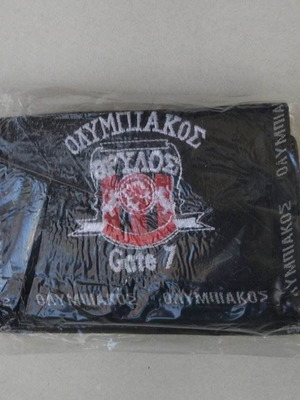 Πορτοφόλι Ολυμπιακού vintage δεκαετίας 90 από στοκ