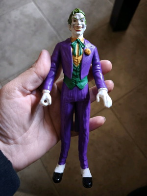 DC Comics Joker figure like new, 19 cm tall