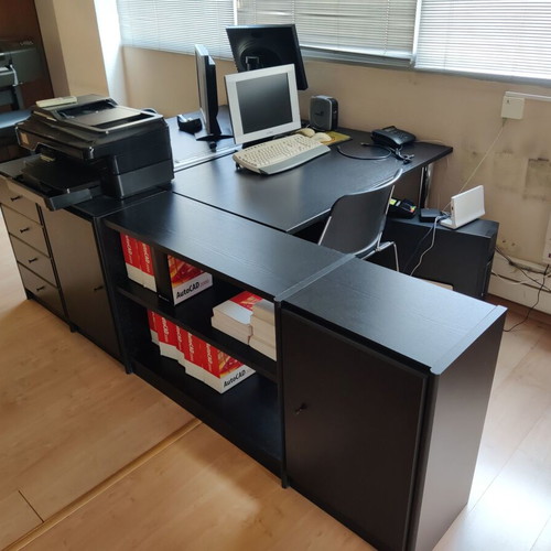 Black living room units, 2.26m