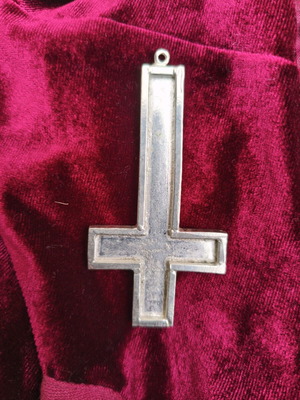 Gothic cross silver 8 cm new