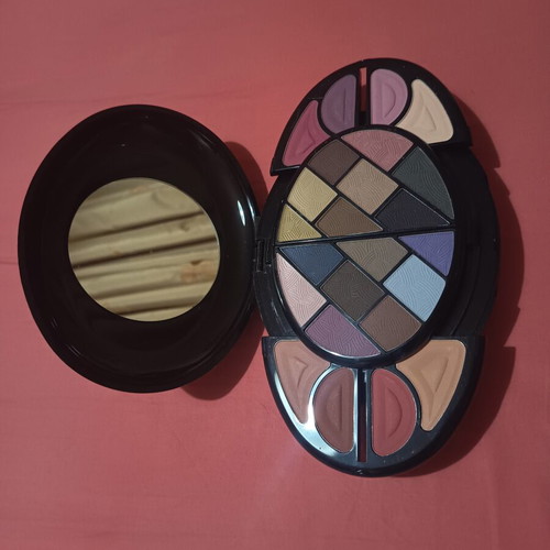 Cosmetics case new