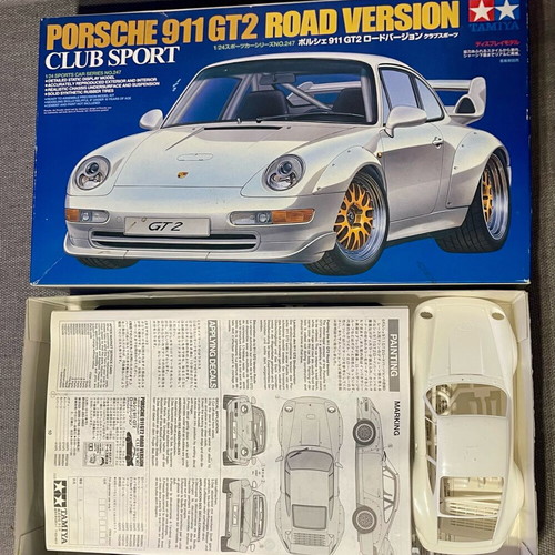 Tamiya Porsche 911 GT2 static assembly model like new