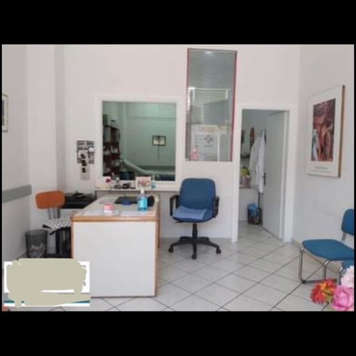 Shops 40 sqm renovated on 700 sqm plot in Thermo
