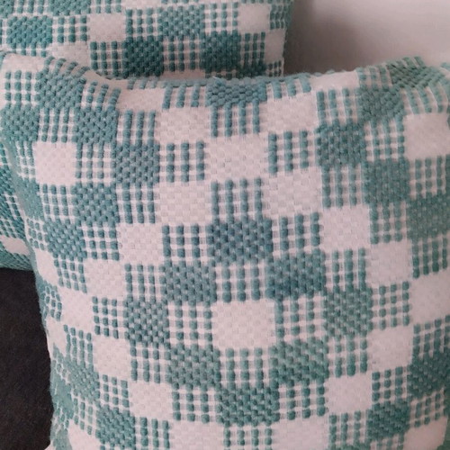 Woven traditional pillows like new, set of 2, 50x50 cm