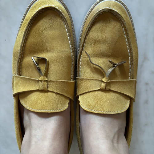 Women's moccasins like new, yellow, size 38
