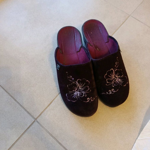 Fly Flot anatomical slippers used, purple, size 39