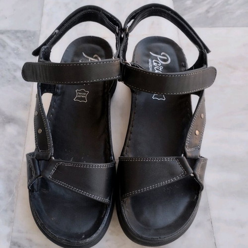 Leather Parex sandals black like new