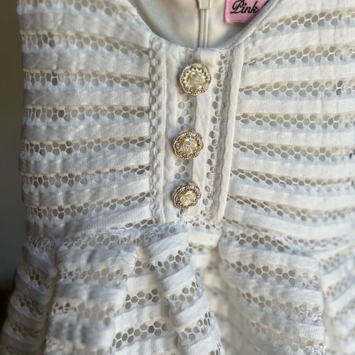 Formal dress cream like new