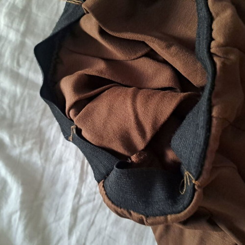 Pleated brown skirt Decoro like new, one size