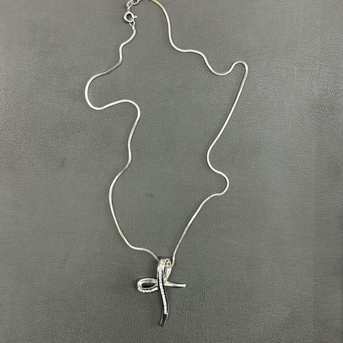 Silver cross 925 like new, 10 grams