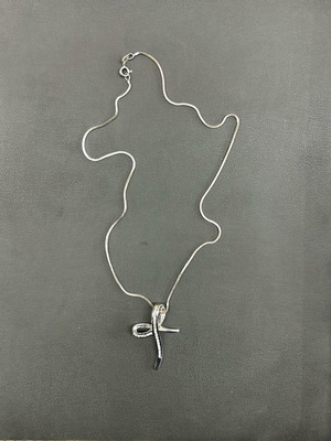Silver cross 925 like new, 10 grams