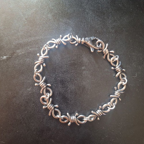 Men's stainless steel hand chain with wire mesh design, new