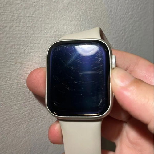 Apple Watch Series 7 GPS 45mm Starlight with charger and strap