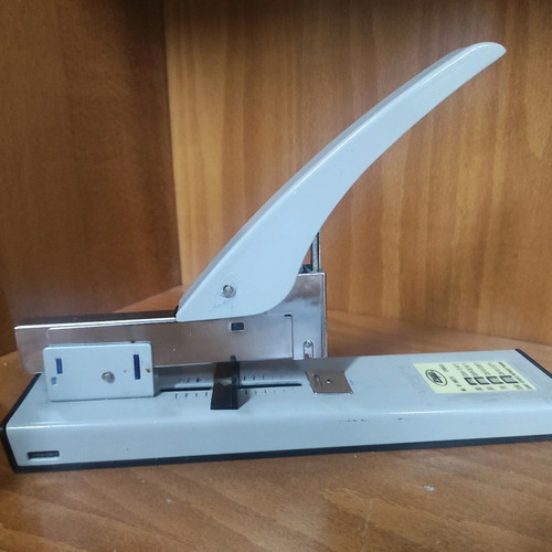 Stapling machine used Eagle 938 heavy duty 100 sheets