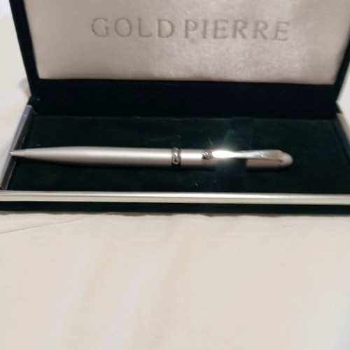 Gold Pierre collectible silver-plated pen new from 1979 with case