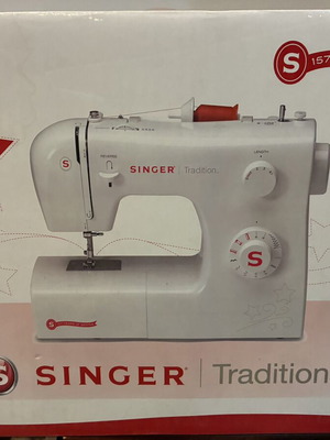 Ραπτομηχανή Singer Tradition 2250 επιτραπέζια σαν καινούργιο