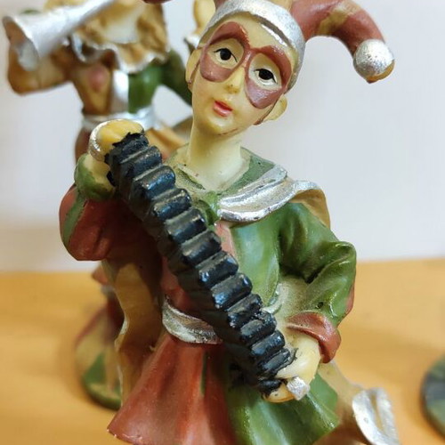 Musical figures handmade rare set of 4 polyresin like new