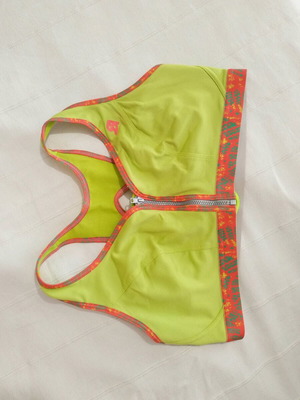Sports bra like new, size small/medium, green-yellow