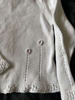 Benetton knitted blouse like new with pink details