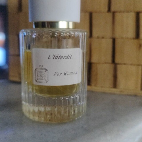 Perfume L'Interdit Eau de Parfum 50 ml like new, inspired by branded scent