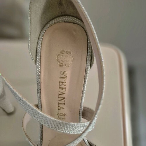 Handmade Stefania glitter shoes size 40, like new, silver