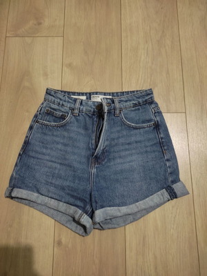 Bershka high-waisted denim shorts like new, size 34