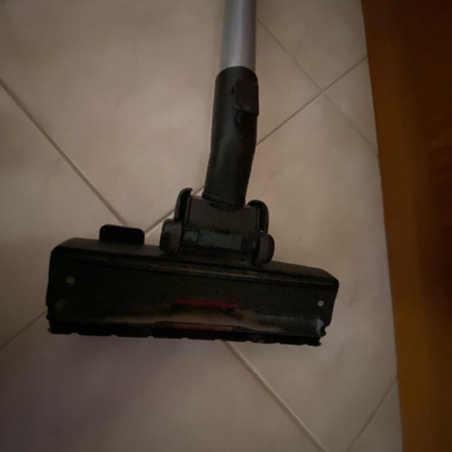 Bosch vacuum cleaner handle like new with head