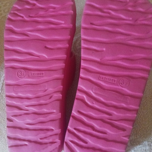 Summer slippers like new, size 37, pink