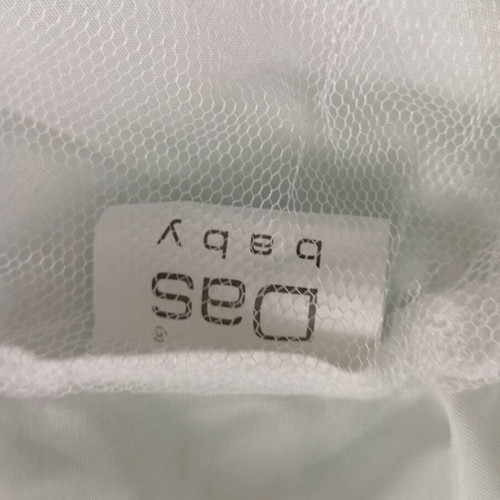 Das crib mosquito net with support base like new