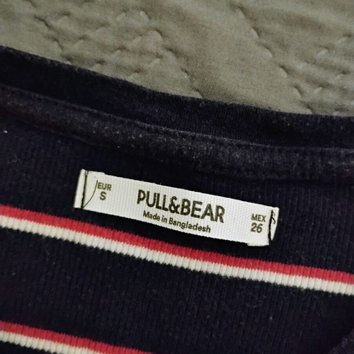 Pull&Bear T-Shirt black with stripes size S like new