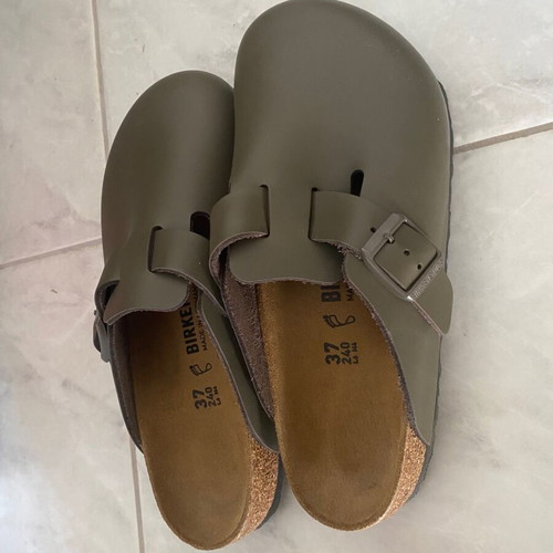 Birkenstock Boston mules, concrete gray leather