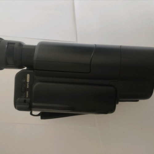 Video camera Sanyo like new, vintage with all accessories