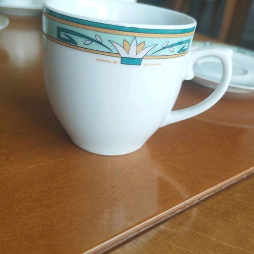 Crown Regent vintage coffee cup set of 6 green and gold like new