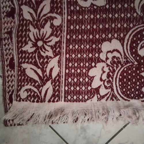 Traditional Gianniotiko kilim like new, burgundy-white, double-sided
