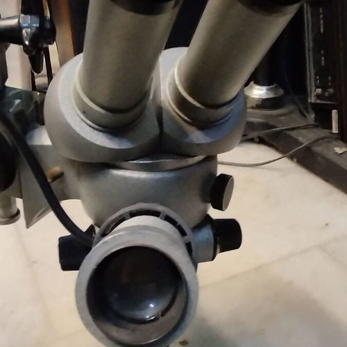 Carl Zeiss Stereo Microscope used with original base