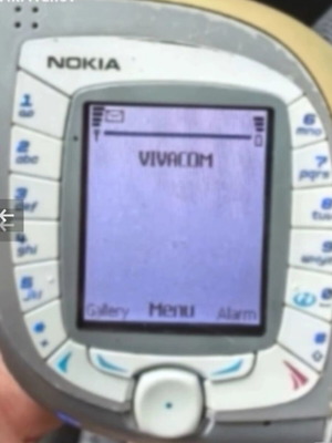 Nokia 7600 used, good condition without back cover