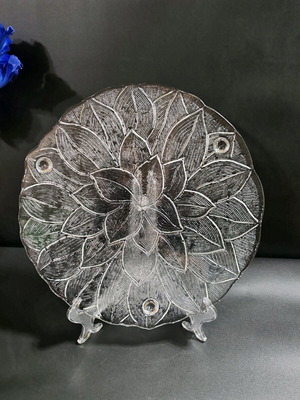 Cake plate new pressed crystal glass with embossed leaf pattern