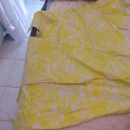 LUMINA SET T-SHIRT PANTS YELLOW COLOR UNUSED