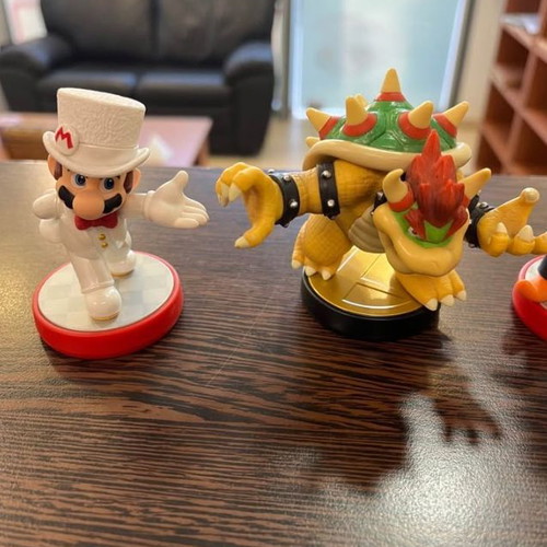 Amiibo Super Mario Set 6 Figures like new