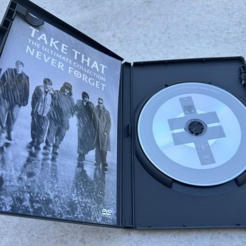 Take That The Ultimate Collection DVD like new, pop