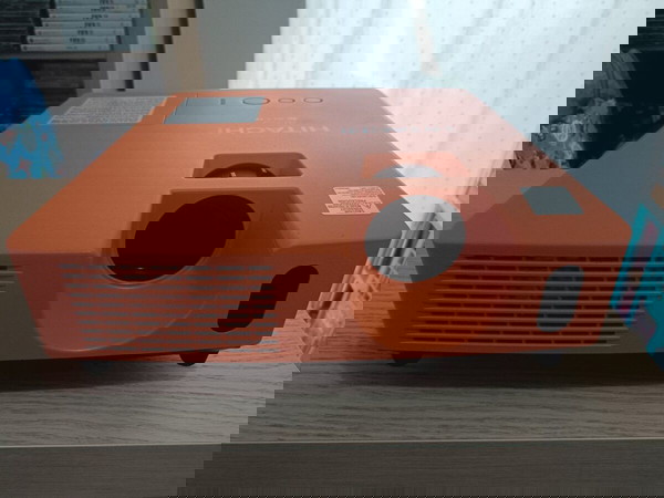 Проектор Hitachi ed x40z