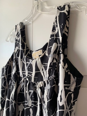 Michael by Michael Kors dress black and white print like new