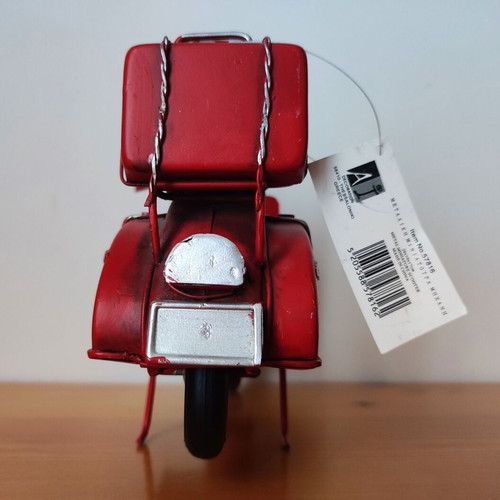 Vespa metal miniature scooter new, red with tag