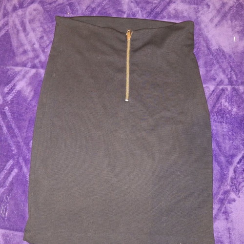 BSB Jeans skirt size M like new, black