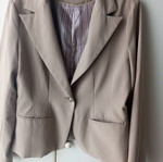 Beige medium jacket like new A-Style
