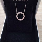 Pandora silver necklace with sparkling circle, like new