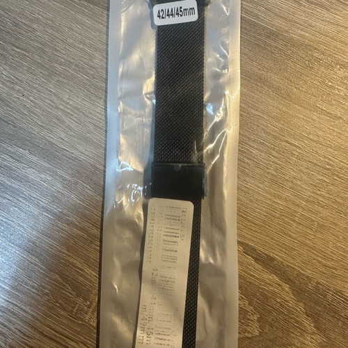 Apple Watch straps pack of 5, new except black