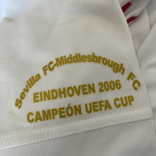 Sevilla Saviola Home Shirt UEFA Cup patch size XL like new