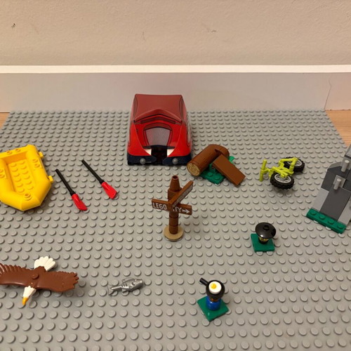 Lego City set 60202 Outdoor adventures used with figures and accessories